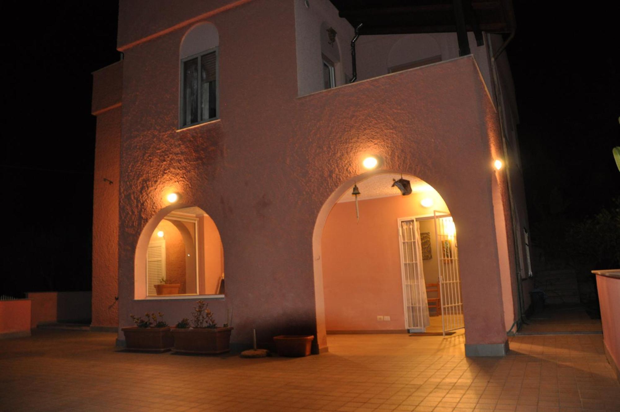 Villa Paolina Ceriale - App. 6 Posti Екстер'єр фото
